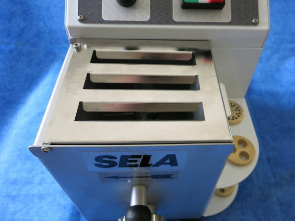 SELA TR 50 Nudelmaschine weiss mit 3 Teflonmatrizen