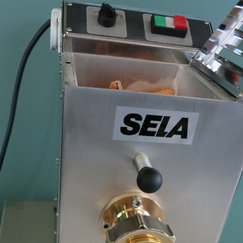 SELA TR 70 CH Nudelmaschine Edelstahl mit 3 Teflonmatrizen